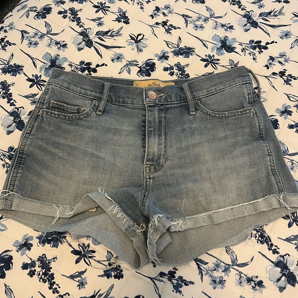 Hollister short- shorts.